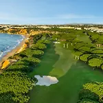 Pine Cliffs 알부페이라