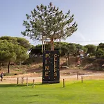 Pine Cliffs 5* Αλμπουφέιρα