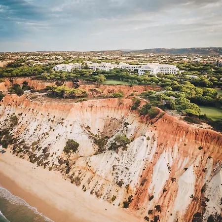 Pine Cliffs Hotel Albufeira