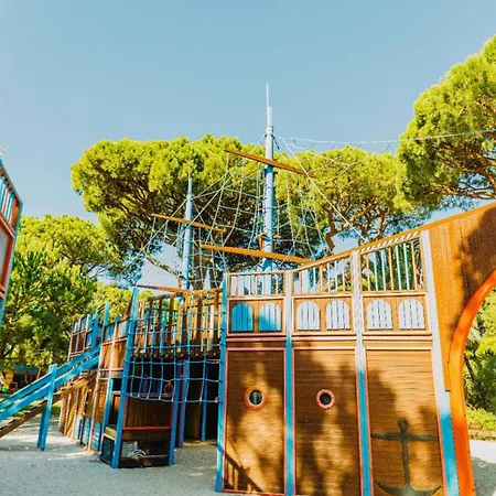 Pine Cliffs Hotel 5*