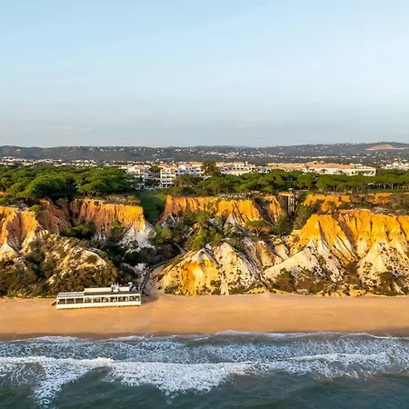 Pine Cliffs Hotel Albufeira