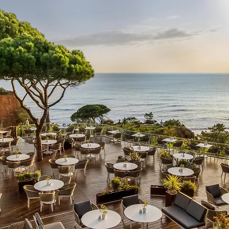 Pine Cliffs 5* Albufeira