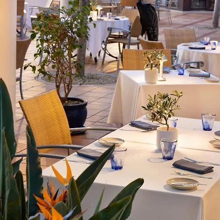 Pine Cliffs Hotel Albufeira