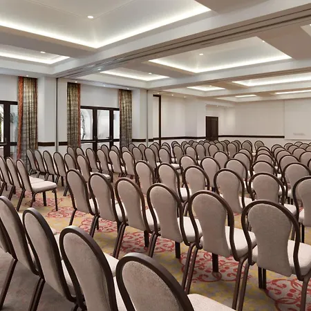 Pine Cliffs 5* Albufeira