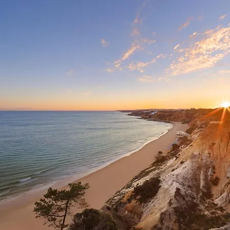 Pine Cliffs Hotel