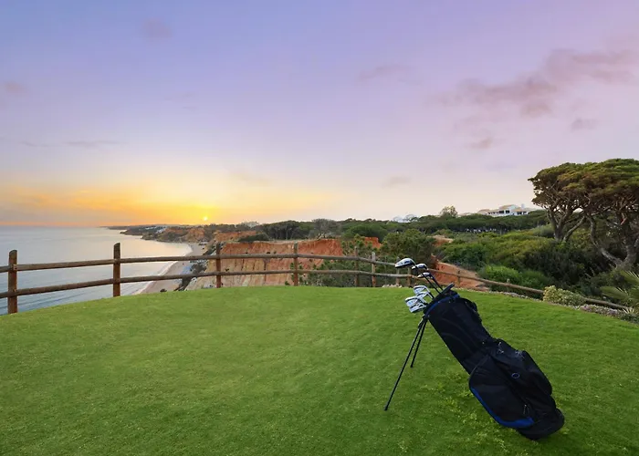 Pine Cliffs アルブフェイラ