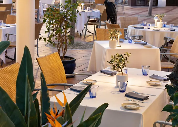 Pine Cliffs Hotel Albufeira