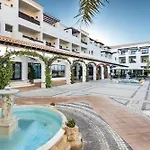 Pine Cliffs Hotell 5*
